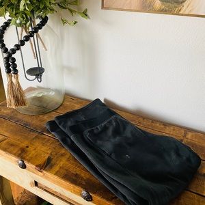 Under Armour Sweatpants. Women’s Medium.